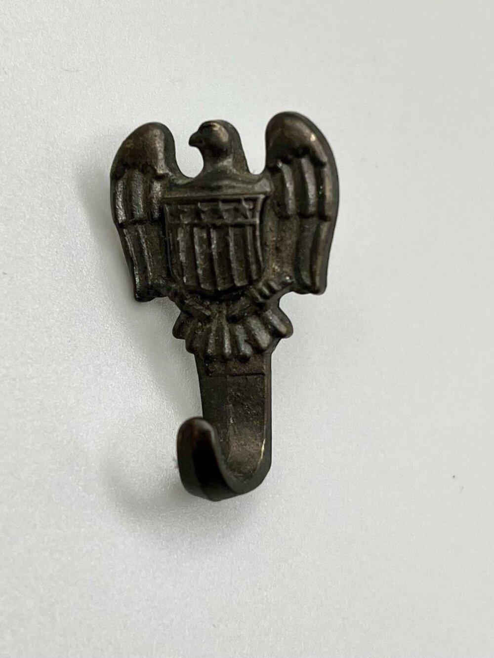 VTG 30s 40s Patriotic American Eagle Stick Pin Lapel Hook Great Seal Military